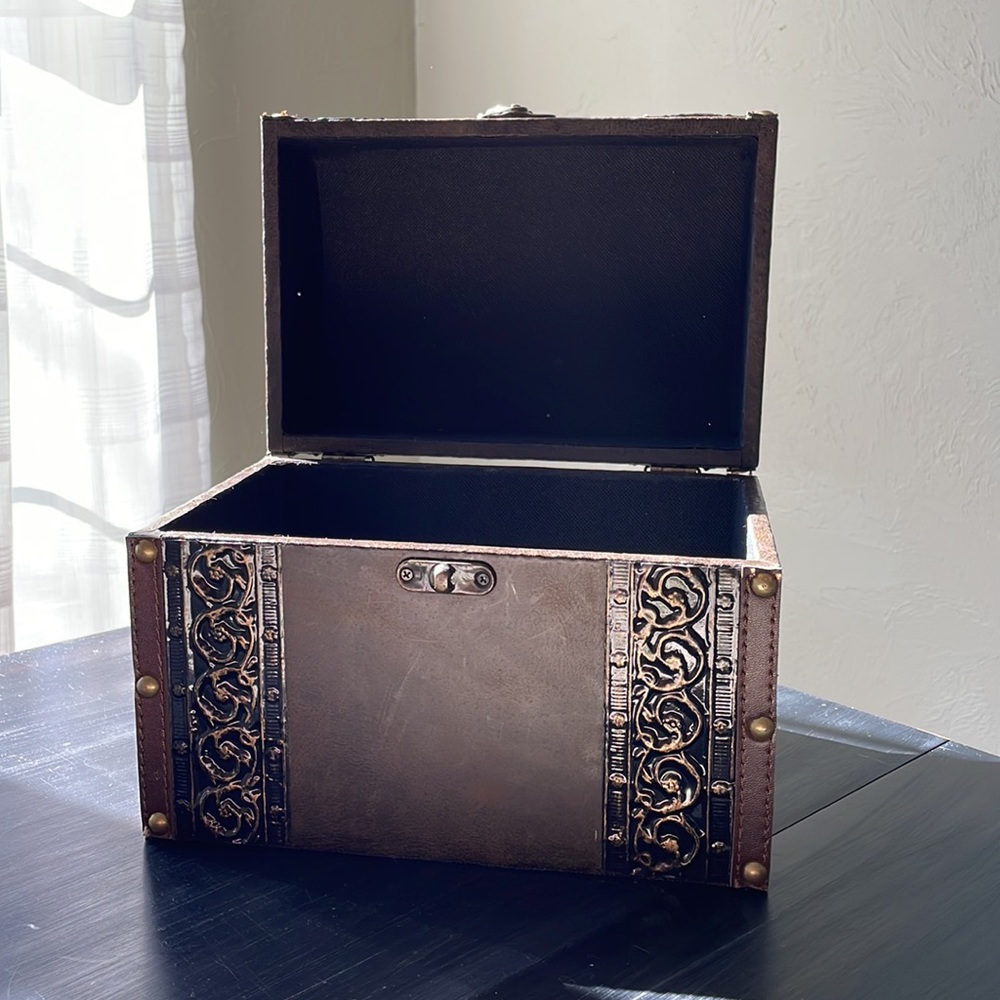 Treasure chest decorative box - brown and gold - vintage look